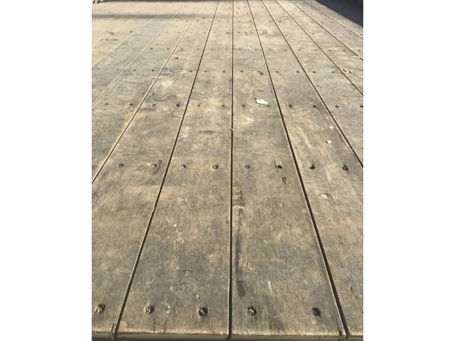 いすゞフォワードセルフクレーン4段増トン（6t・8t）[写真12]