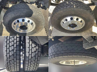 いすゞフォワードセルフクレーン4段増トン（6t・8t）[写真23]