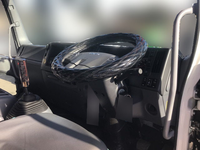 いすゞフォワードセルフクレーン4段増トン（6t・8t）[写真31]