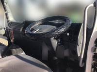 いすゞフォワードセルフクレーン4段増トン（6t・8t）[写真31]