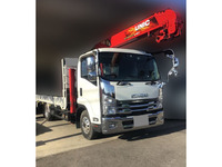 いすゞフォワードセルフクレーン4段増トン（6t・8t）[写真03]