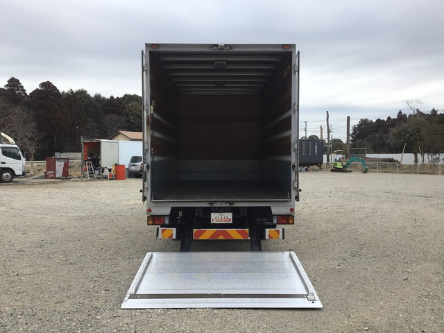 いすゞエルフアルミバン小型（2t・3t）[写真11]