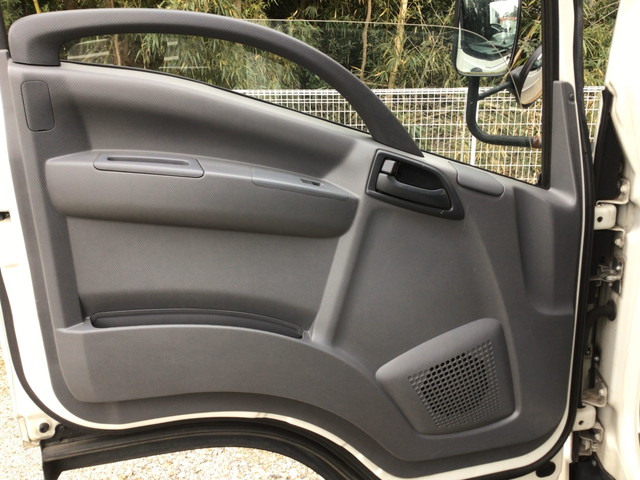 いすゞエルフアルミバン小型（2t・3t）[写真27]