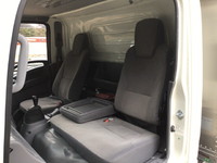 いすゞエルフアルミバン小型（2t・3t）[写真29]