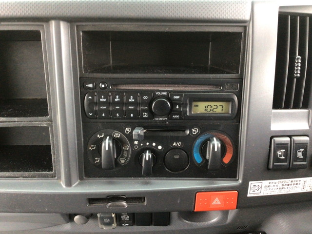 いすゞエルフアルミバン小型（2t・3t）[写真34]