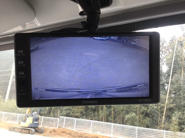 いすゞエルフアルミバン小型（2t・3t）[写真36]