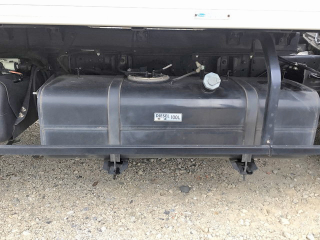 日産アトラスアルミバン小型（2t・3t）[写真17]