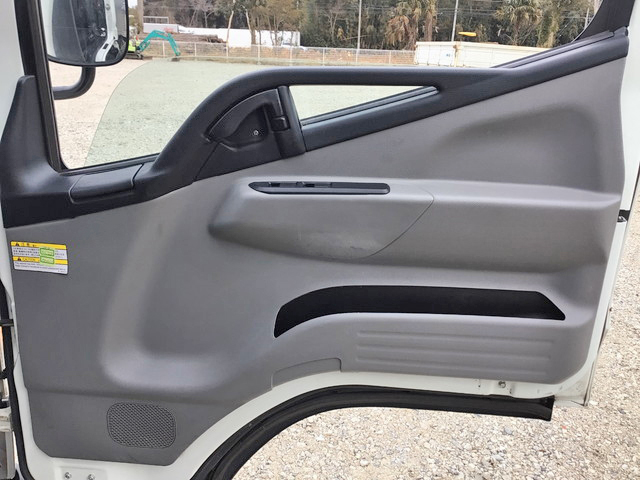 日産アトラスアルミバン小型（2t・3t）[写真31]