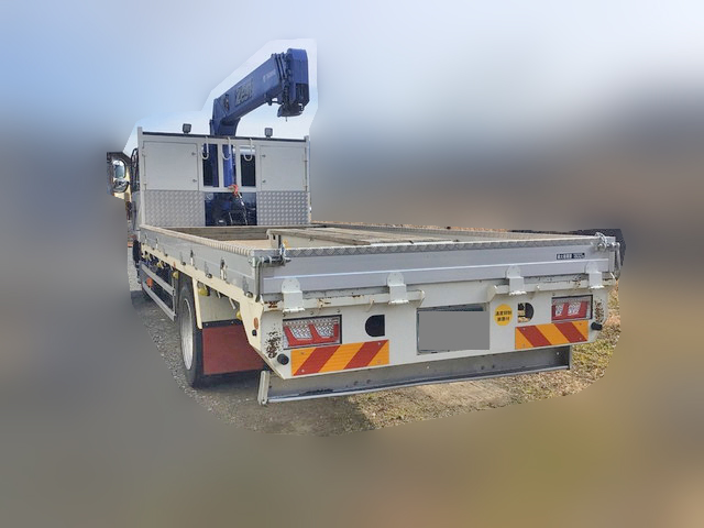 UDトラックスコンドルセルフクレーン4段増トン（6t・8t）[写真04]