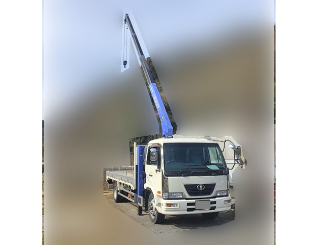 UDトラックスコンドルセルフクレーン4段増トン（6t・8t）[写真07]