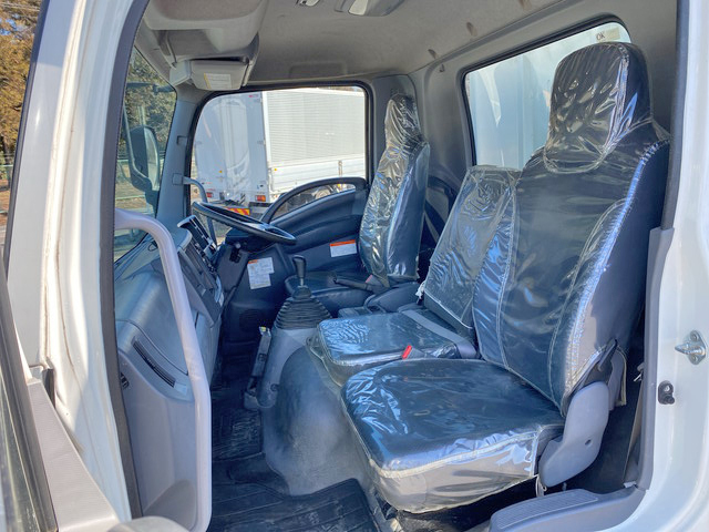 いすゞフォワード深ダンプ（土砂禁ダンプ）中型（4t）[写真32]