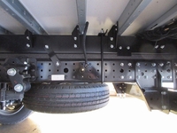 三菱ふそうキャンターアルミウイング小型（2t・3t）[写真11]