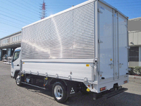 三菱ふそうキャンターアルミウイング小型（2t・3t）[写真04]