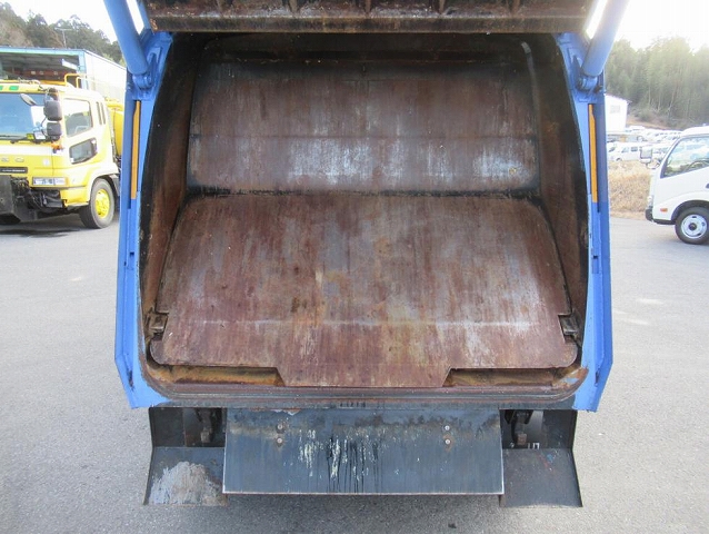 日野デュトロパッカー車（塵芥車）小型（2t・3t）[写真26]