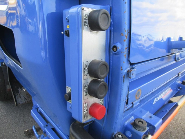 日野デュトロパッカー車（塵芥車）小型（2t・3t）[写真30]