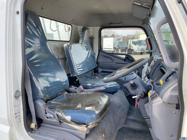 三菱ふそうキャンターセーフティローダー小型（2t・3t）[写真34]