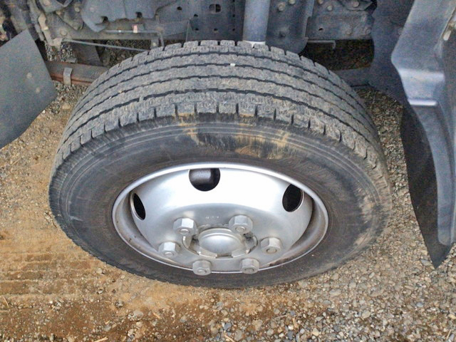 三菱ふそうキャンター保冷バン小型（2t・3t）[写真17]