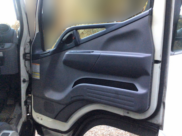 三菱ふそうキャンター保冷バン小型（2t・3t）[写真21]