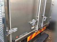 三菱ふそうキャンター保冷バン小型（2t・3t）[写真04]