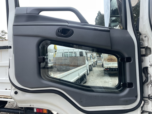 三菱ふそうスーパーグレートセーフティローダー大型（10t）[写真27]