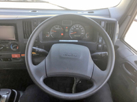 いすゞエルフセーフティクレーン3段小型（2t・3t）[写真30]