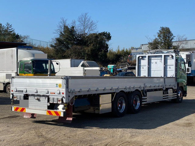 いすゞギガアルミブロック大型（10t）[写真02]