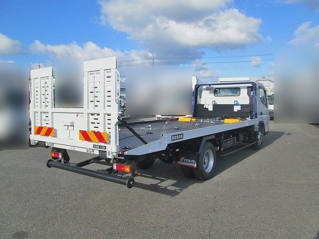 三菱ふそうキャンターセーフティローダー小型（2t・3t）[写真02]