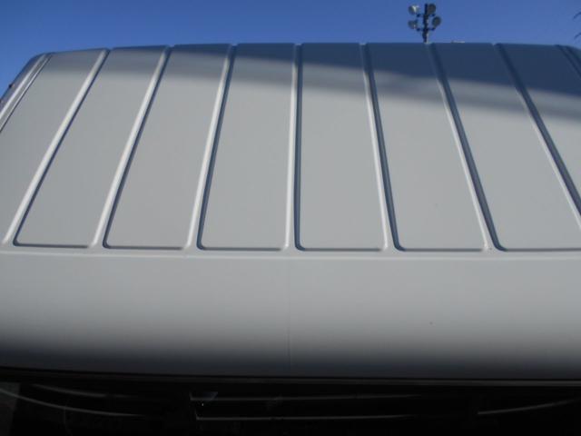 三菱ふそうキャンターアルミバン小型（2t・3t）[写真18]