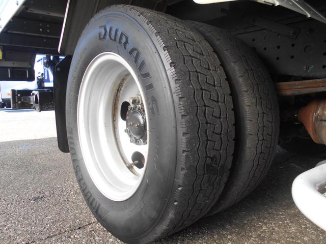 三菱ふそうキャンターアルミバン小型（2t・3t）[写真26]