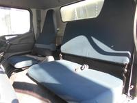 三菱ふそうキャンターアルミバン小型（2t・3t）[写真29]