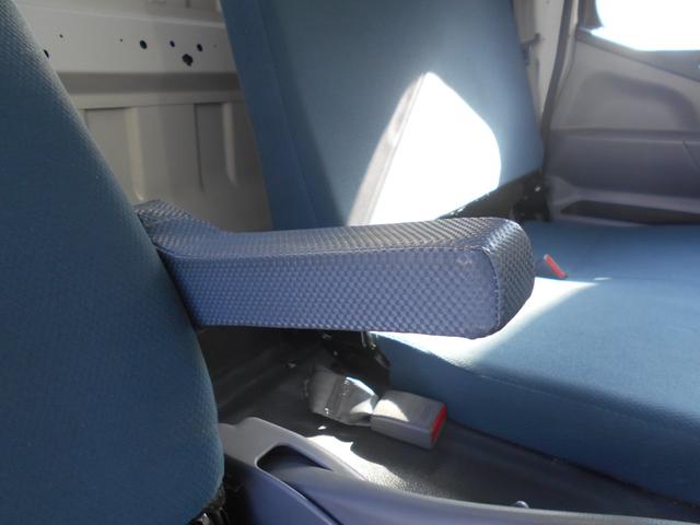 三菱ふそうキャンターアルミバン小型（2t・3t）[写真30]