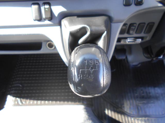 三菱ふそうキャンターアルミバン小型（2t・3t）[写真32]