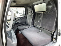 三菱ふそうキャンターアルミバン小型（2t・3t）[写真28]