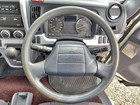 三菱ふそうキャンターアルミバン小型（2t・3t）[写真31]