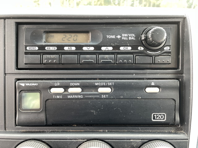 三菱ふそうキャンターアルミバン小型（2t・3t）[写真33]