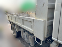 いすゞエルフダンプ小型（2t・3t）[写真07]