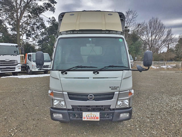 日産アトラス幌ウイング小型（2t・3t）[写真06]