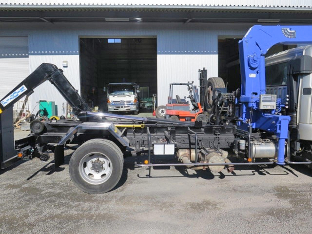 三菱ふそうファイターコンテナ専用車中型（4t）[写真16]