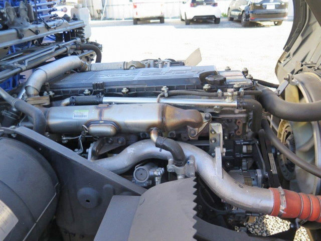 三菱ふそうファイターコンテナ専用車中型（4t）[写真24]