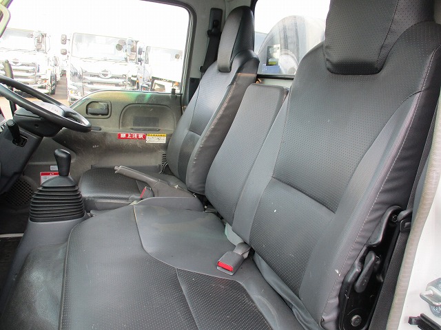 いすゞエルフ高所作業車小型（2t・3t）[写真14]