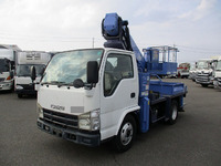 いすゞエルフ高所作業車小型（2t・3t）[写真03]