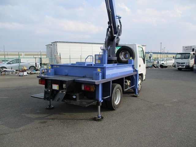 いすゞエルフ高所作業車小型（2t・3t）[写真04]