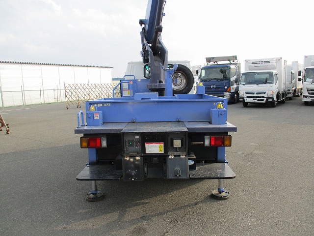 いすゞエルフ高所作業車小型（2t・3t）[写真09]