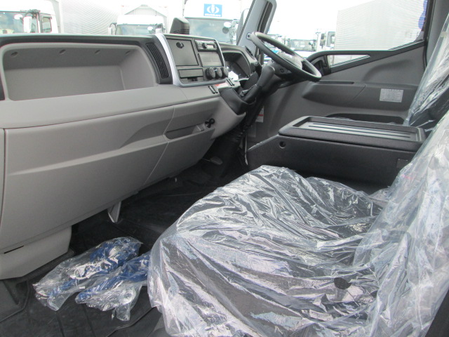 三菱ふそうキャンターセーフティローダー小型（2t・3t）[写真15]