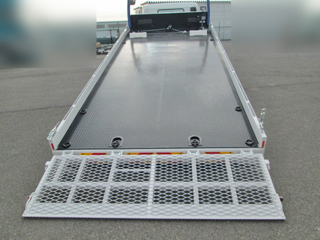 三菱ふそうキャンターセーフティローダー小型（2t・3t）[写真05]