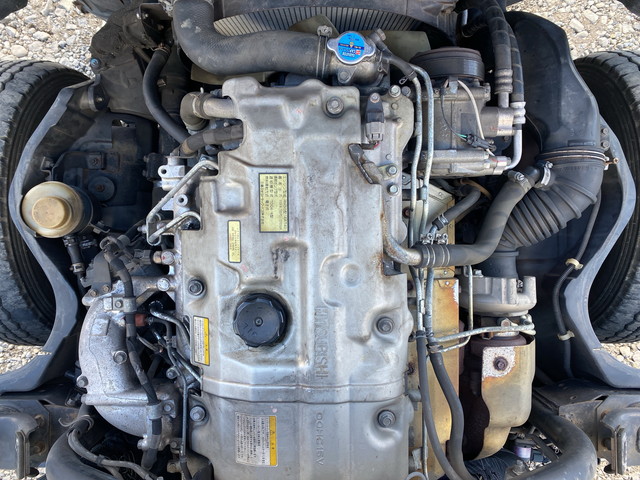 三菱ふそうキャンターアルミバン小型（2t・3t）[写真23]