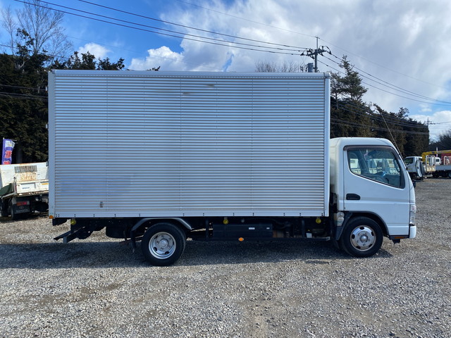 三菱ふそうキャンターアルミバン小型（2t・3t）[写真08]