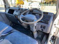 三菱ふそうキャンターアルミバン小型（2t・3t）[写真28]