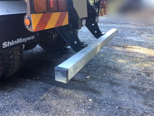 いすゞギガダンプ大型（10t）[写真11]