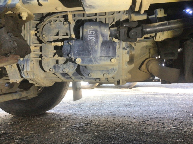 いすゞギガダンプ大型（10t）[写真20]